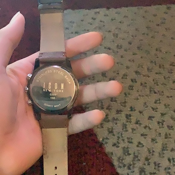 Icon New York watch - Picture 3 of 3